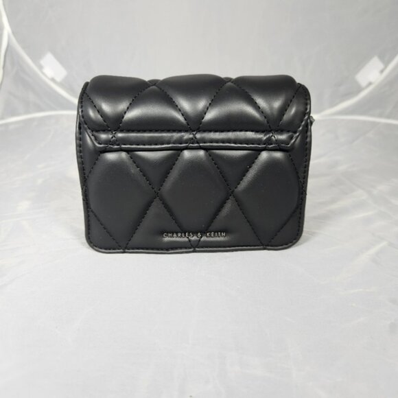 Charles and Keith Girls Mini Crossbody Bag Quilted Black New Without Tags - Picture 5 of 8